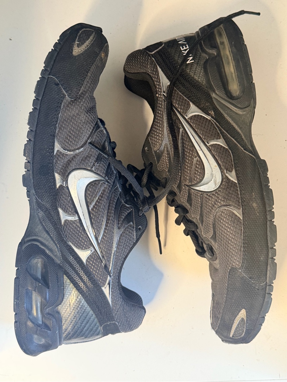 Nike Black and Silver Athletic Sneakers